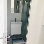 Apartman Saint Denis 1 *
