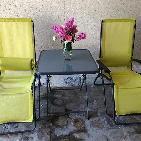 Apartman Saint Denis 1 *